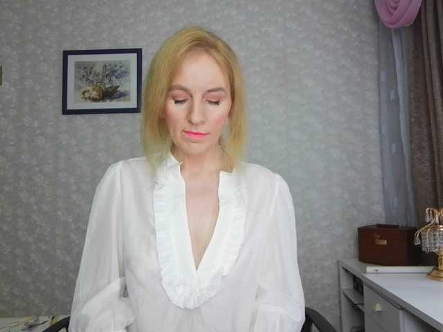 Nata85085's BongaCams show and profile