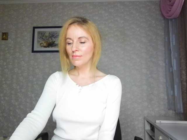 Nata85085's BongaCams show and profile