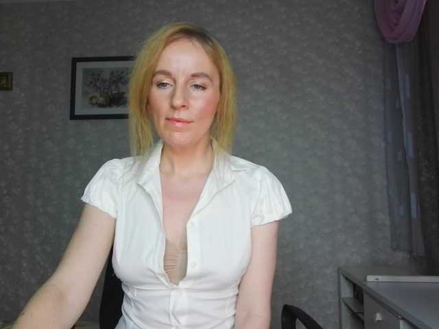 Nata85085's BongaCams show and profile