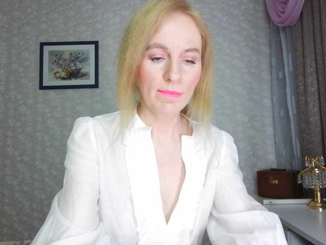 Nata85085's BongaCams show and profile