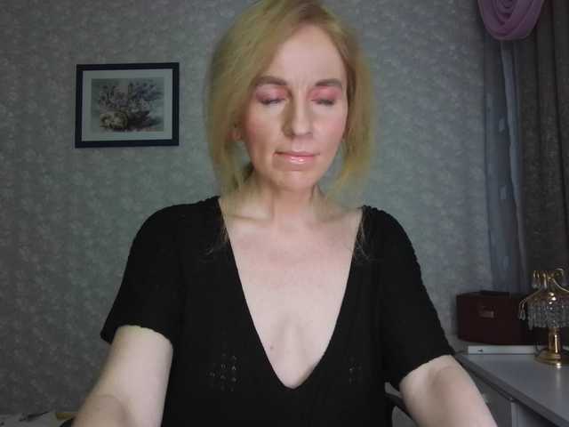 Nata85085's BongaCams show and profile