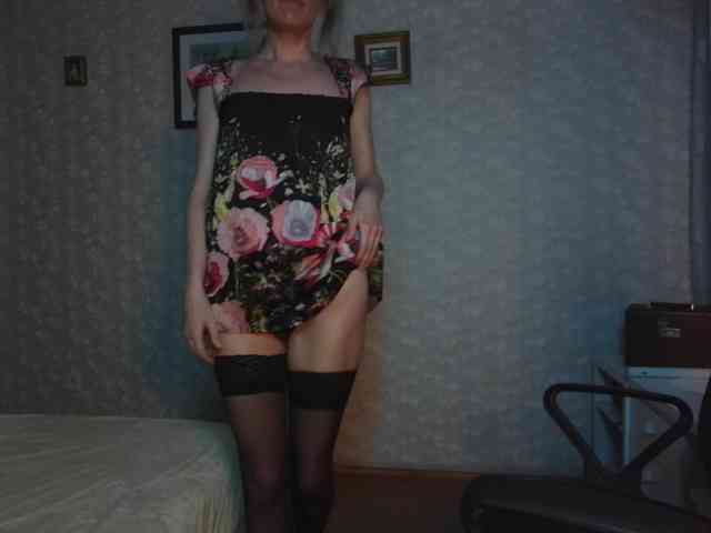 Shaved white, Shaved mature, Full privates for 90 tokens, Privates for 60 8..., 4