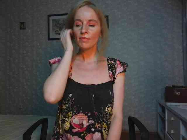 Shaved white, Shaved mature, Full privates for 90 tokens, Privates for 60 8..., Chaturbate 30 50 Female 6