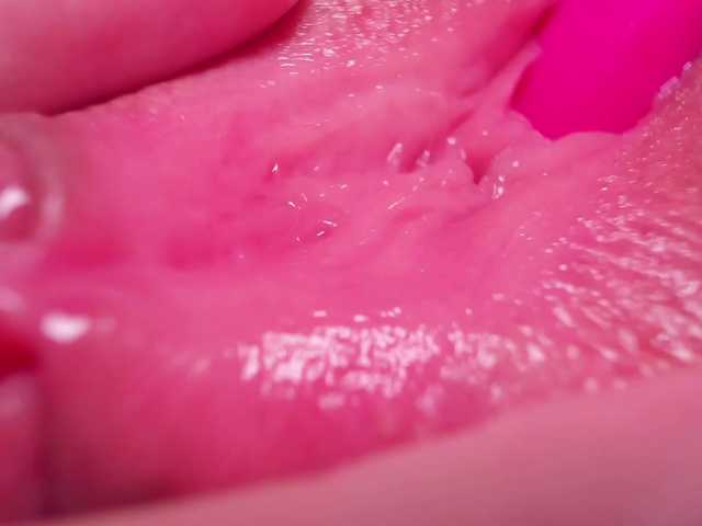 teeencute's BongaCams show and profile