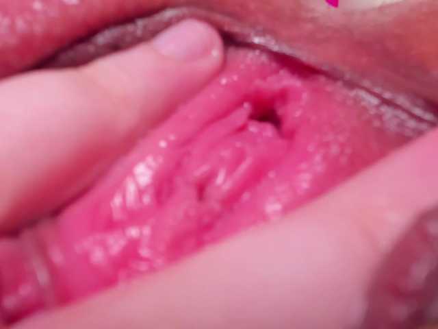 teeencute's BongaCams show and profile