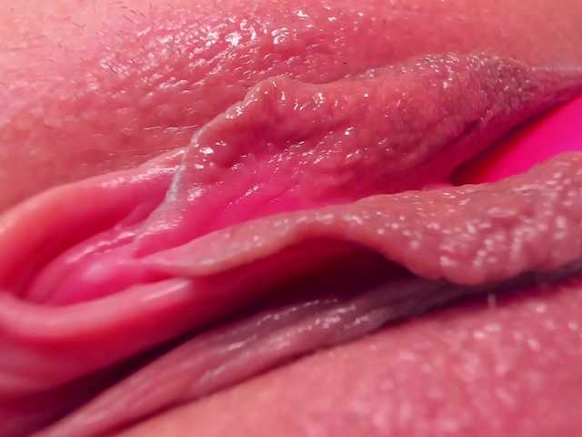 teeencute's BongaCams show and profile