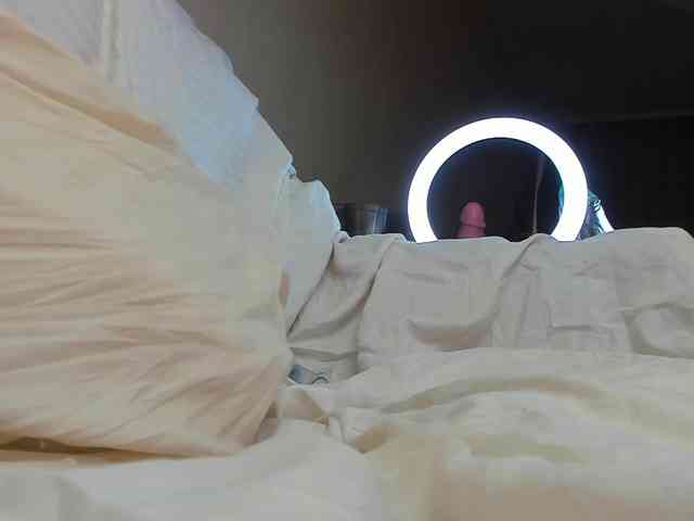 teeencute Live Webcam on BongaCams