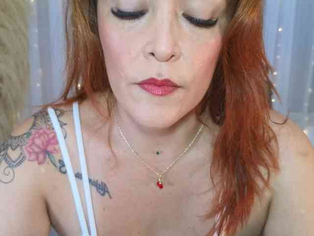 BigAsskattaleya webcam