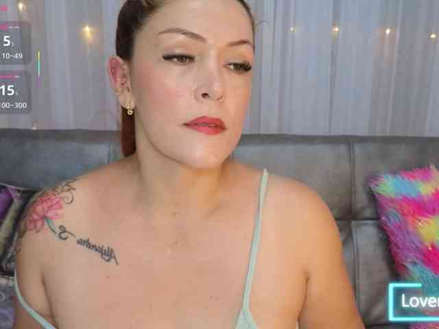 BigAsskattaleya webcam