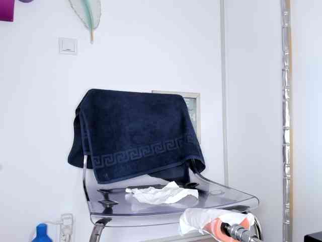 karlahartley karlahartley