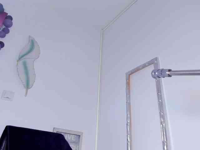 karlahartley karlahartley