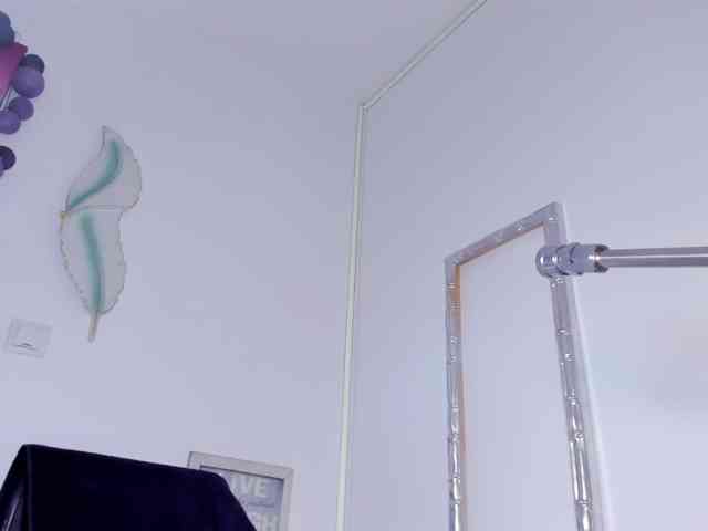 karlahartley karlahartley