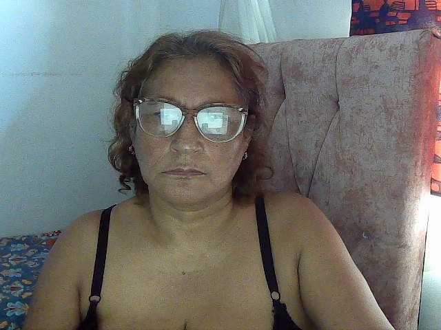 charrysexy's BongaCams show and profile