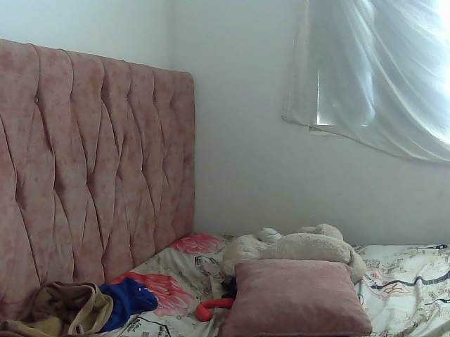 charrysexy's BongaCams show and profile