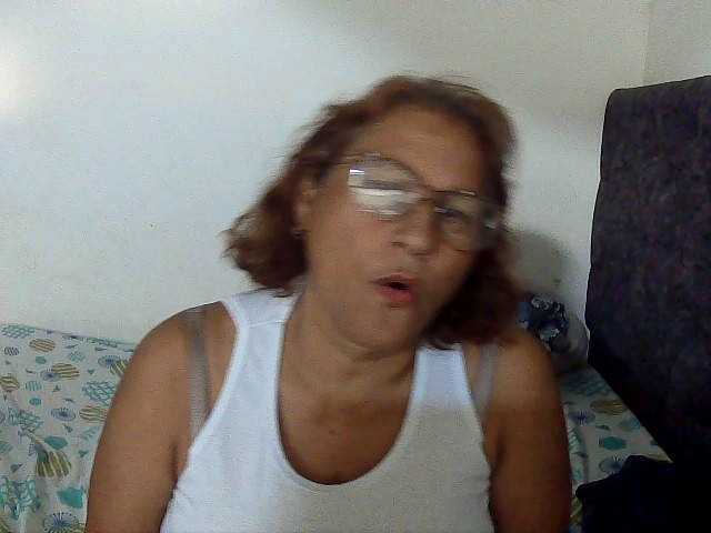 charrysexy's BongaCams show and profile