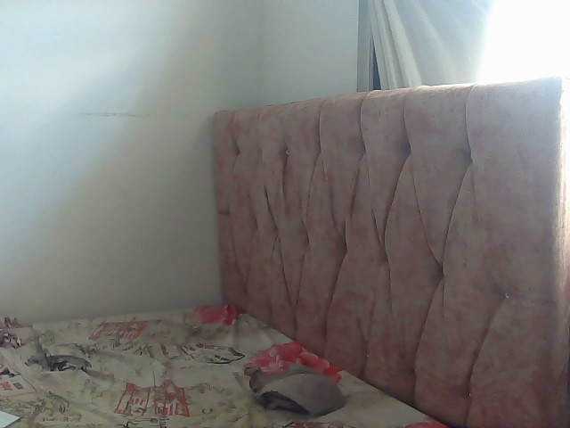 charrysexy's BongaCams show and profile