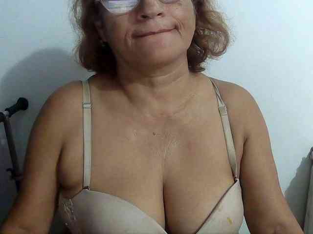 charrysexy Live Webcam on BongaCams