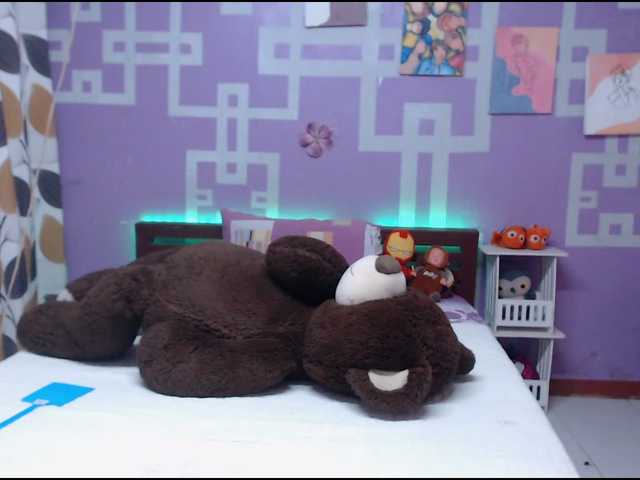 HottieAnne's BongaCams show and profile