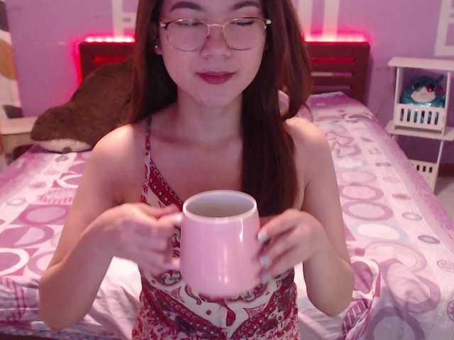 HottieAnne's BongaCams show and profile