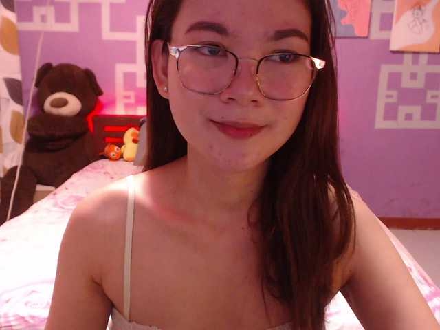 HottieAnne webcam