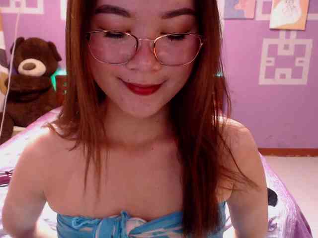 HottieAnne webcam