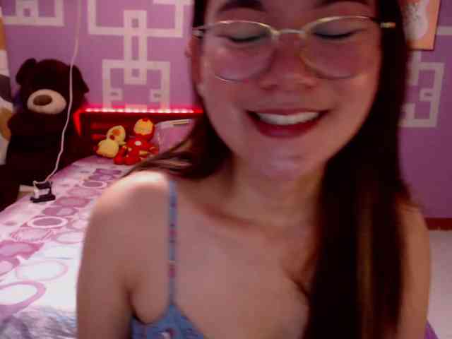 HottieAnne webcam
