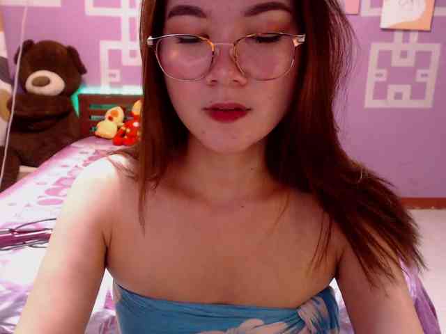 HottieAnne webcam