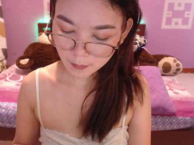HottieAnne webcam
