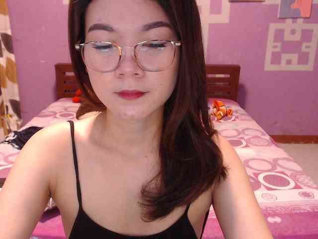 HottieAnne webcam