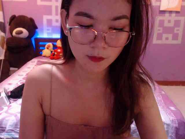 HottieAnne webcam
