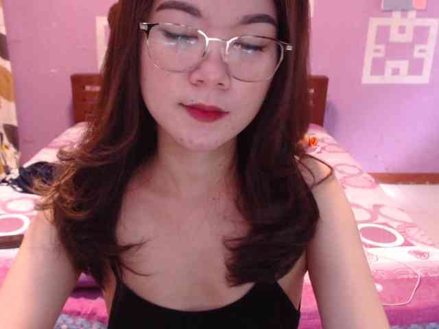HottieAnne webcam