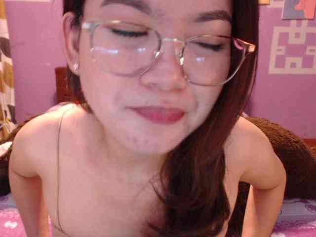 HottieAnne webcam