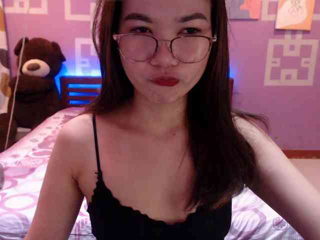 HottieAnne webcam