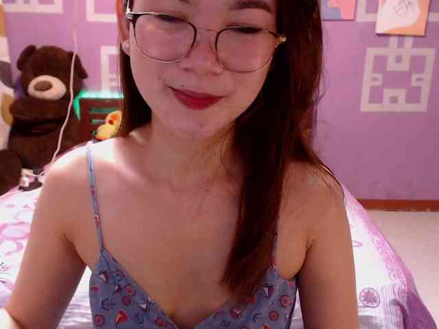HottieAnne webcam