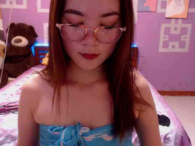 HottieAnne webcam