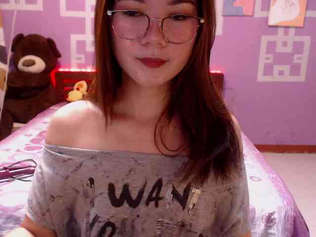 HottieAnne webcam
