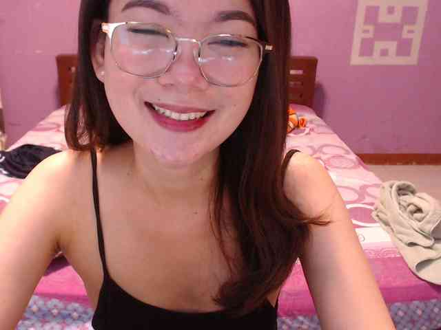 HottieAnne webcam