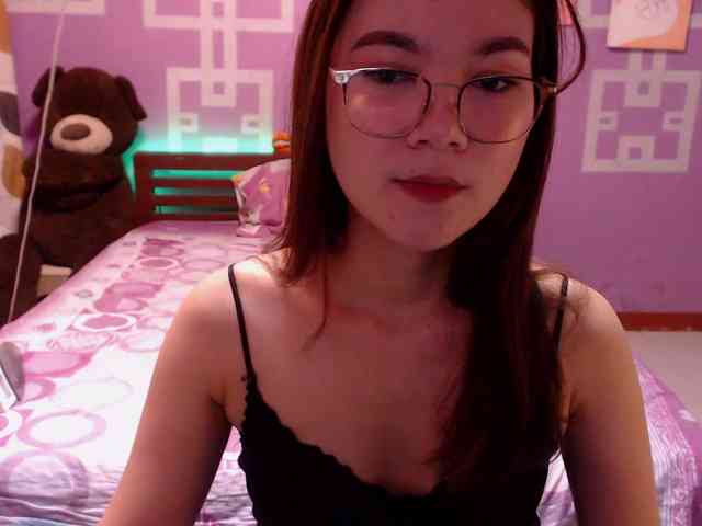 HottieAnne webcam