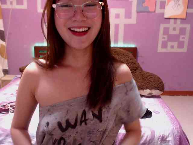 HottieAnne webcam