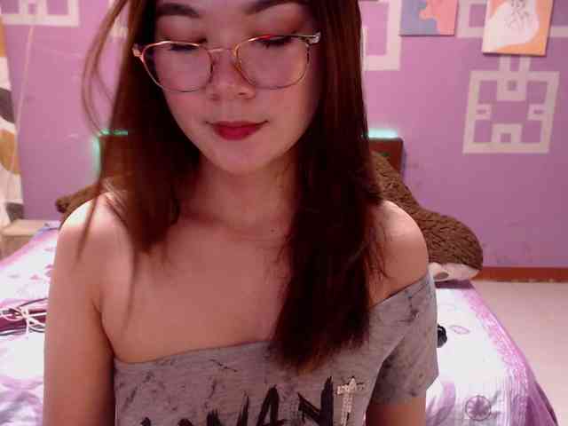 HottieAnne webcam