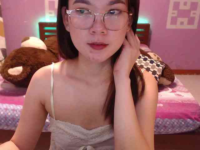 HottieAnne webcam