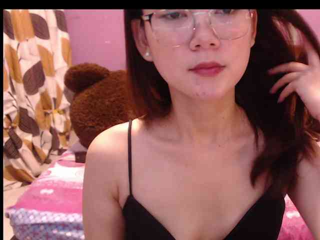 HottieAnne webcam