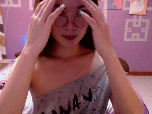 HottieAnne webcam