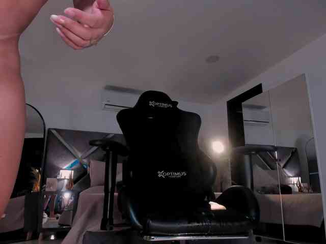 KateOwens webcam