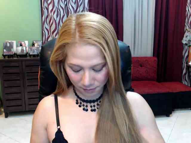 XCUMPOPPERX Live Webcam on BongaCams