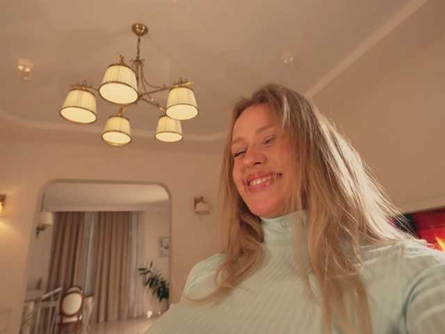 go to chat with HeyBanana