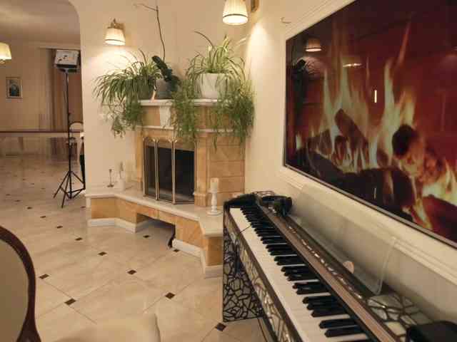 strip chat online HEYBANANA