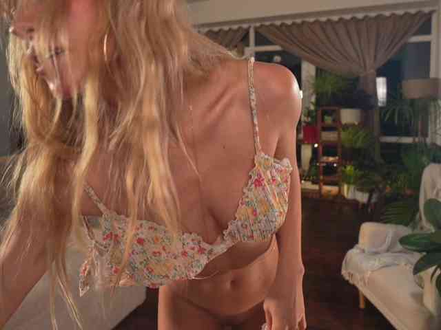 HeyBanana webcam
