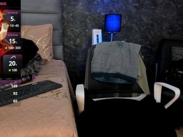 BeshaMoore's BongaCams show and profile