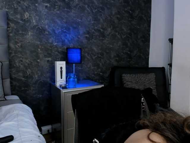 BeshaMoore's BongaCams show and profile